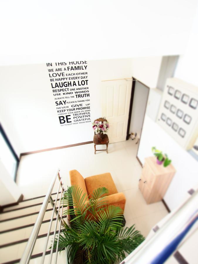 Banmeesukko Bed & Breakfast Фитсанулок Екстериор снимка