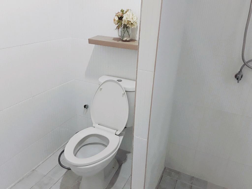 Banmeesukko Bed & Breakfast Фитсанулок Екстериор снимка